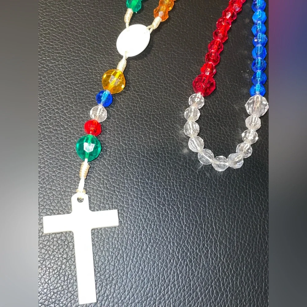 Handmade Acrylic Rosary ✝️ - Picture 2 of 5